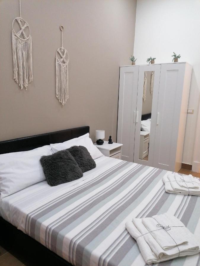 A Piscaria Apartment คาตาเนีย ภายนอก รูปภาพ