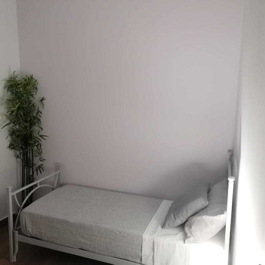 A Piscaria Apartment คาตาเนีย ภายนอก รูปภาพ