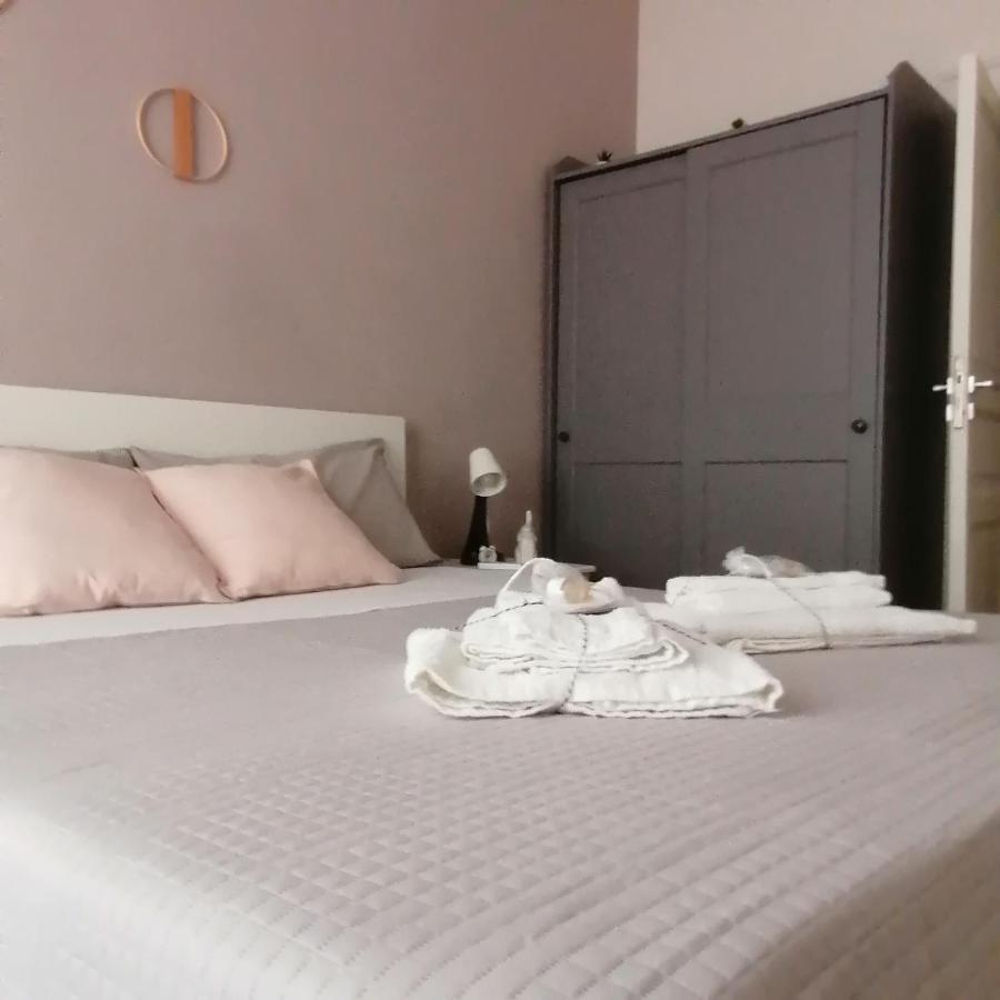 A Piscaria Apartment คาตาเนีย ภายนอก รูปภาพ